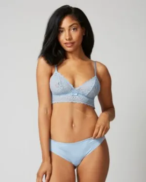 Amourette Spotlight Brazilian