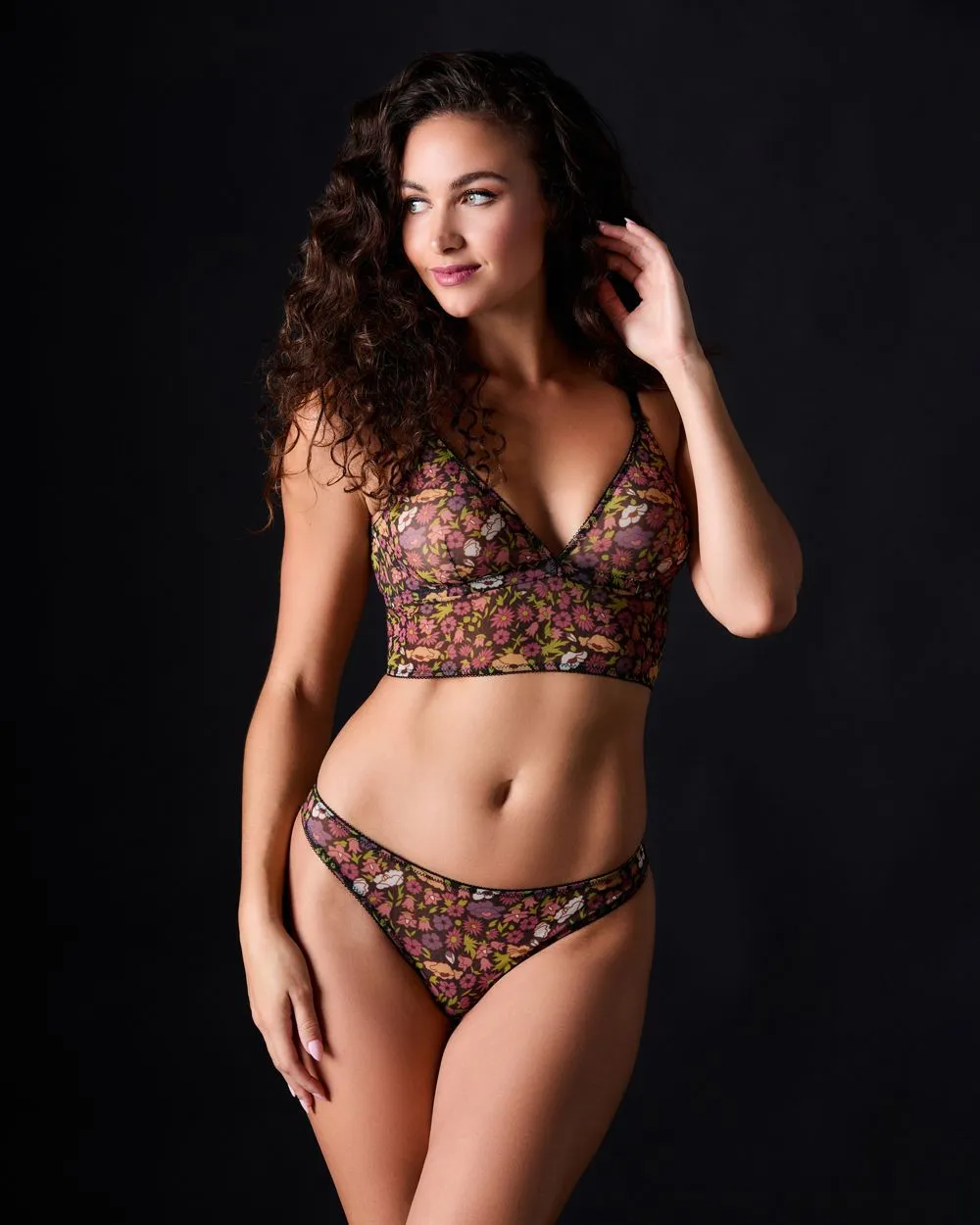Rania String Thong